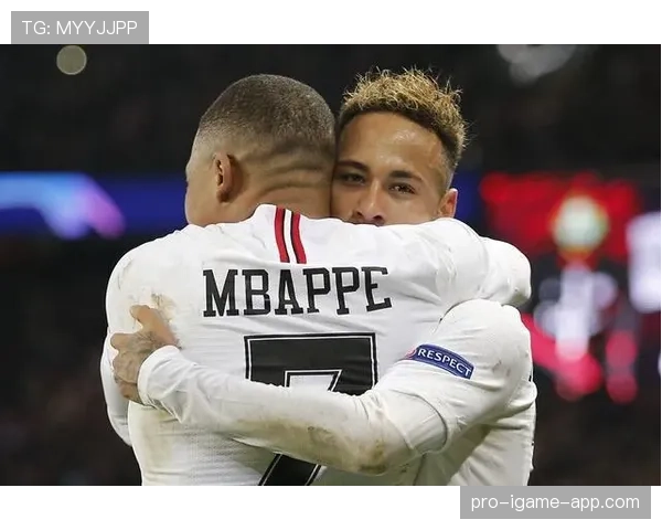 姆巴佩与内马尔巅峰期天赋对比：速度突破 vs 组织创造力