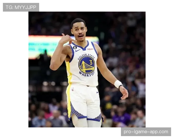 乔丹·普尔无球跑动提升三分命中率 拉开勇士外线火力差距